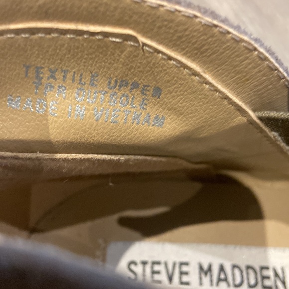 Steve Madden Flutter Boots - Picture 8 of 10